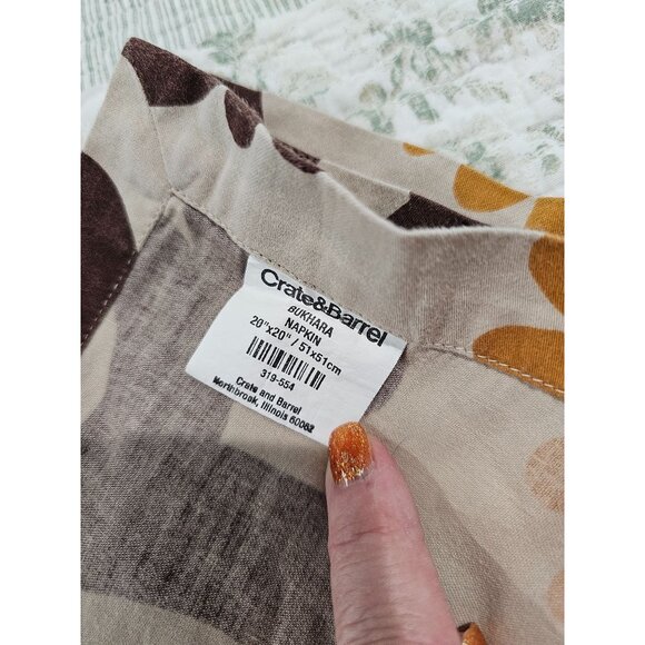 Crate & Barrel Bukhara Napkins (Set of 4) 20" x 20" - Picture 9 of 9